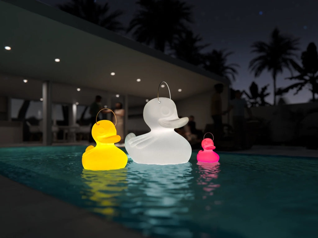 Lampa basenowa LED pływająca akumulatorowa 85cm — Mega Duck Lamp premium lighing light lamps garden floating water cordless 
